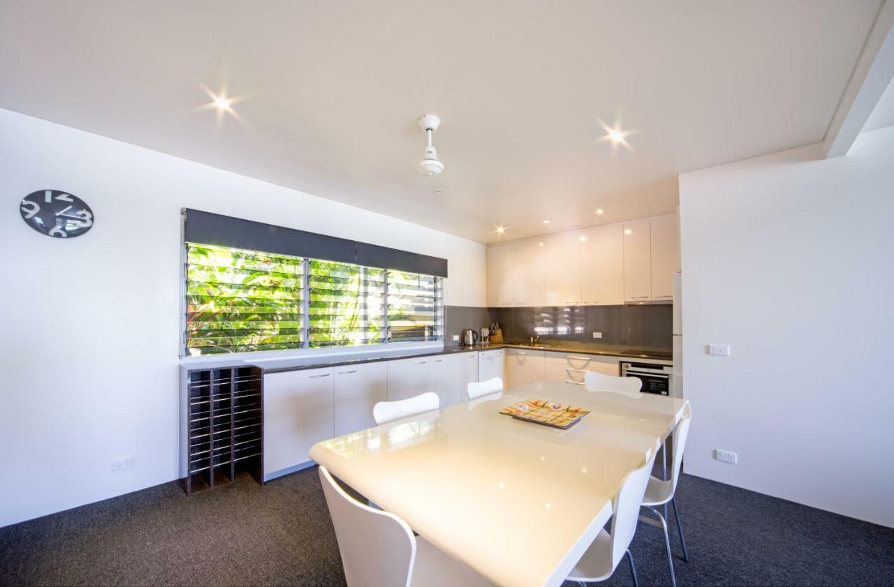 Baybliss Escape #4 - Adults Only Apartment Shute Harbour ภายนอก รูปภาพ